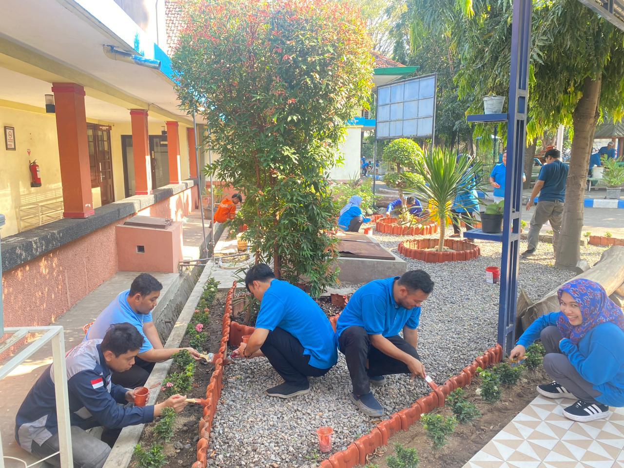 5R Reborn di Tile Garden Yayasan Pusdiklat PAL Indonesia
