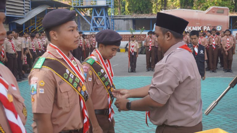 Semangat Pramuka Membara, SMK Teknik PAL Surabaya Peringati Hari Pramuka ke-65